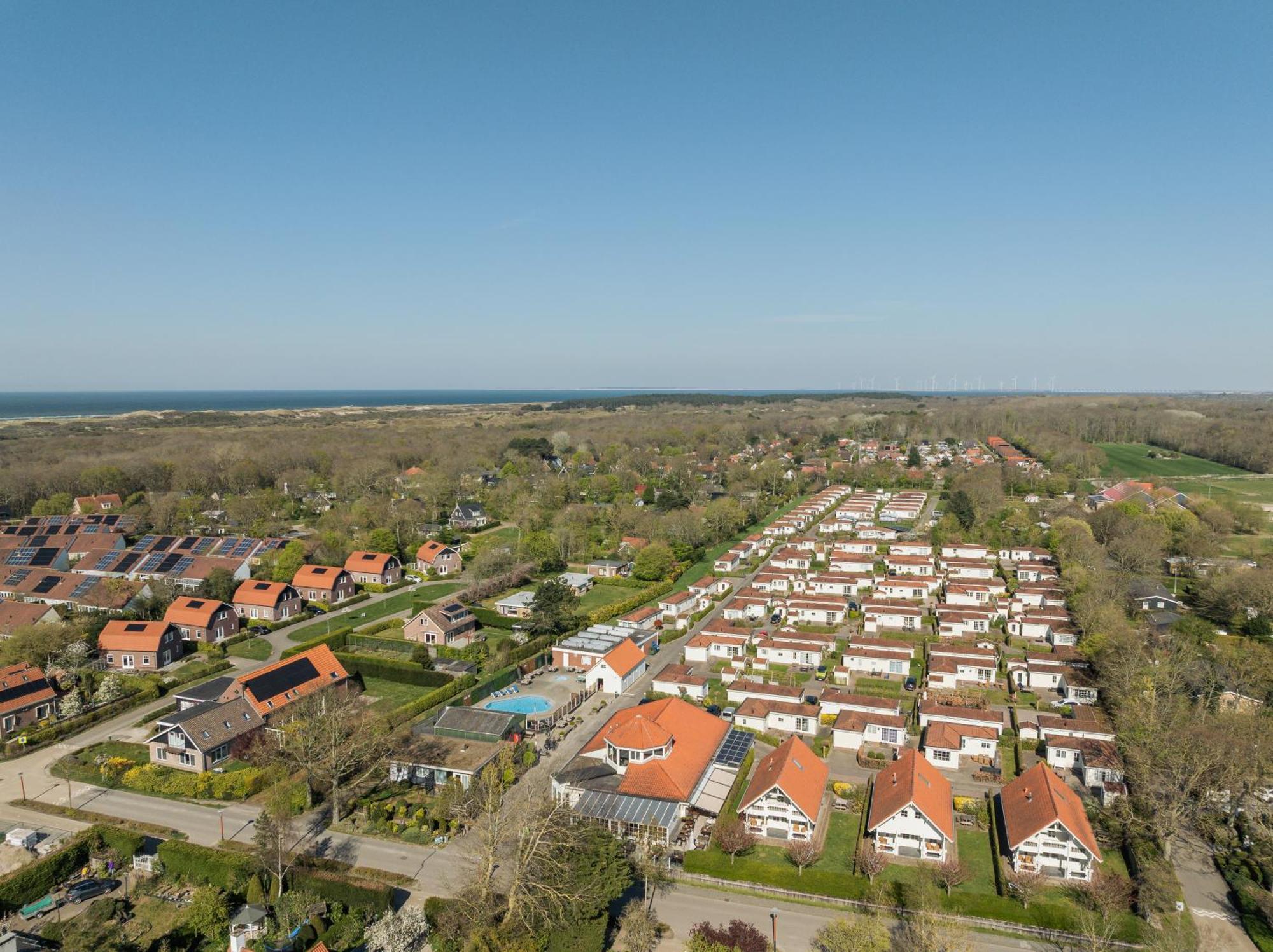 Holiday Park Dennenbos Oostkapelle Exterior photo